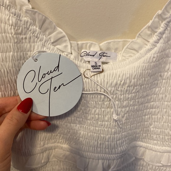 White dress - Picture 3 of 4